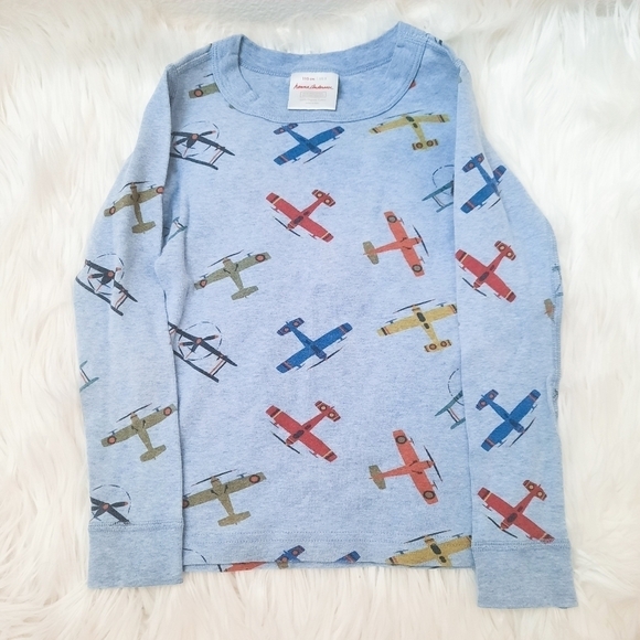 Hanna Andersson Gray Airplane Print PJ Top - Picture 2 of 6